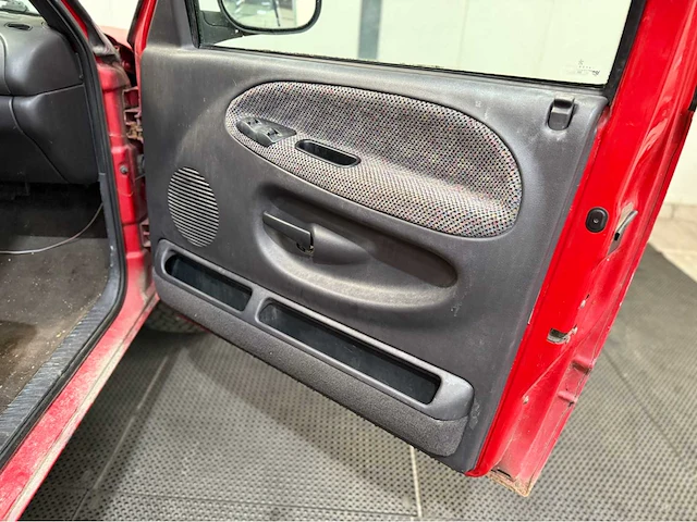 Dodge - ram 1500 - bedrijfswagen - 1998 - afbeelding 4 van  37