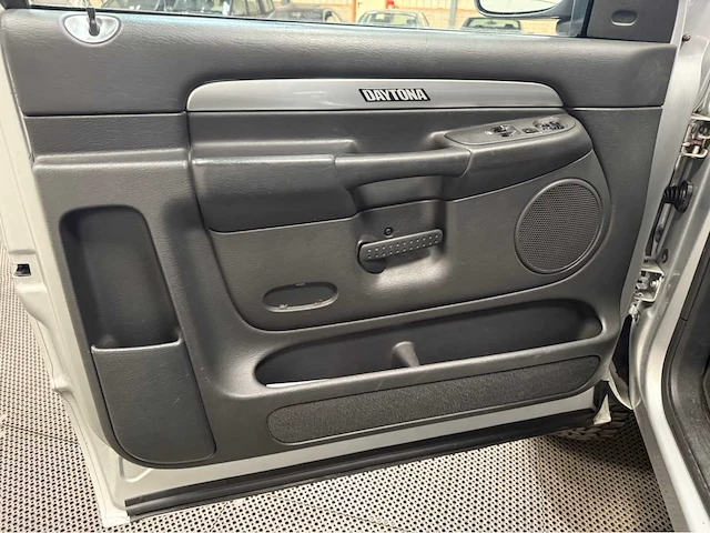 Dodge - ram 1500 - hemi 5.7 - bedrijfswagen - 2005 - afbeelding 34 van  34