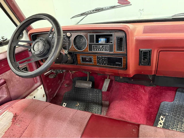 Dodge - ram 1500 - prospector - oldtimer - 1984 - afbeelding 7 van  36