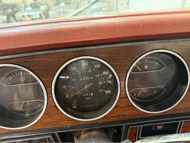 Dodge - ram 1500 - prospector - oldtimer - 1984 - afbeelding 11 van  36