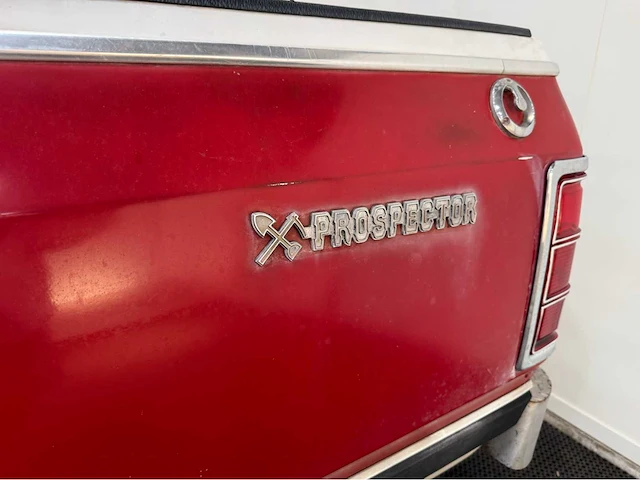 Dodge - ram 1500 - prospector - oldtimer - 1984 - afbeelding 19 van  36