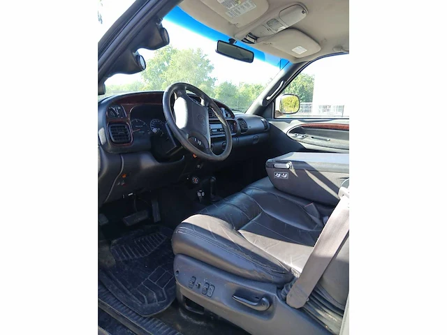 Dodge - ram 2400 - personenauto - afbeelding 15 van  21