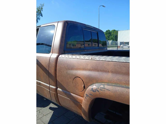 Dodge - ram 2400 - personenauto - afbeelding 18 van  21