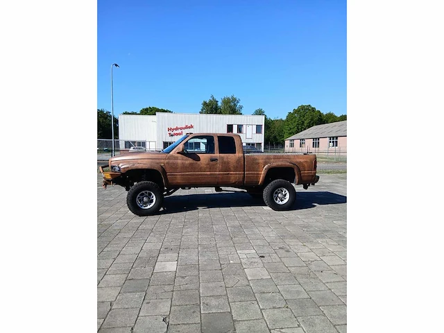 Dodge - ram 2400 - personenauto - afbeelding 3 van  21