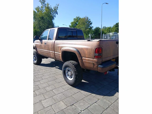 Dodge - ram 2400 - personenauto - afbeelding 4 van  21