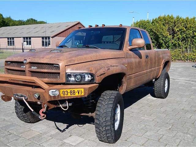 Dodge - ram 2400 - personenauto - afbeelding 1 van  21
