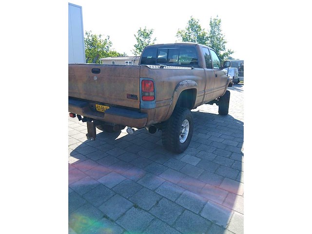 Dodge - ram 2400 - personenauto - afbeelding 19 van  21