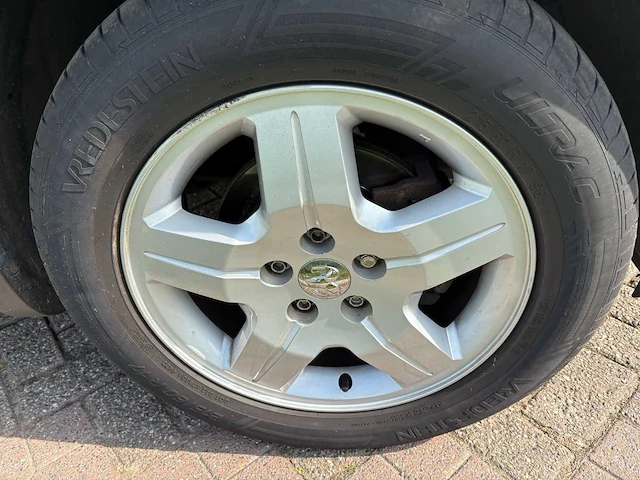 Dodge caliber 1.8 sxt, 48-tt-zb - afbeelding 2 van  25