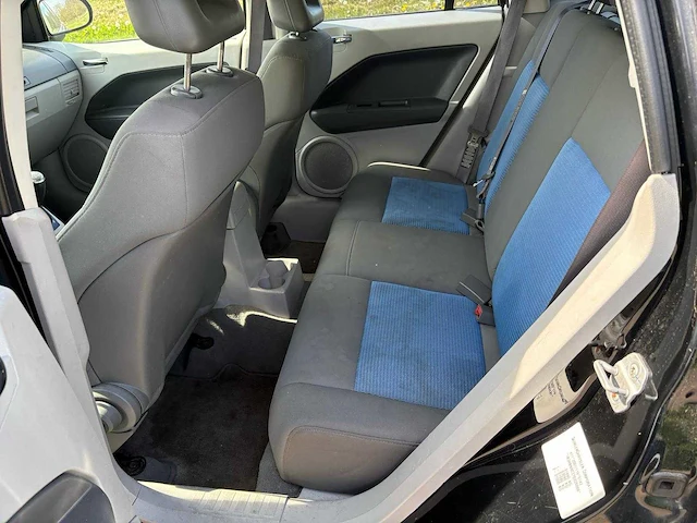 Dodge caliber 1.8 sxt, 48-tt-zb - afbeelding 4 van  25