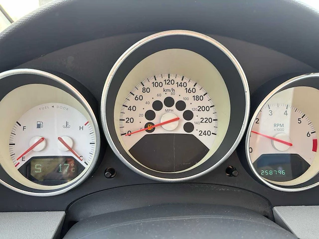 Dodge caliber 1.8 sxt, 48-tt-zb - afbeelding 16 van  25