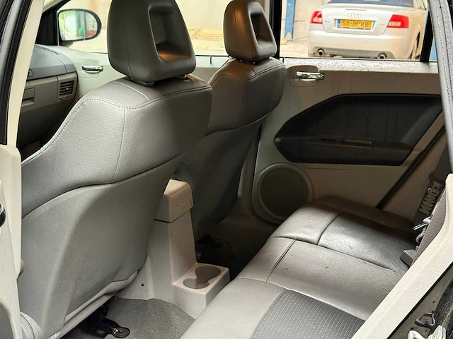 Dodge caliber 2.0 sxt , 34-tt-xd - afbeelding 8 van  11