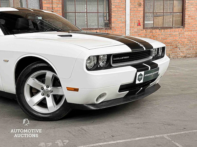 Dodge challenger 3.5 v6 258pk se 2010 - afbeelding 2 van  43