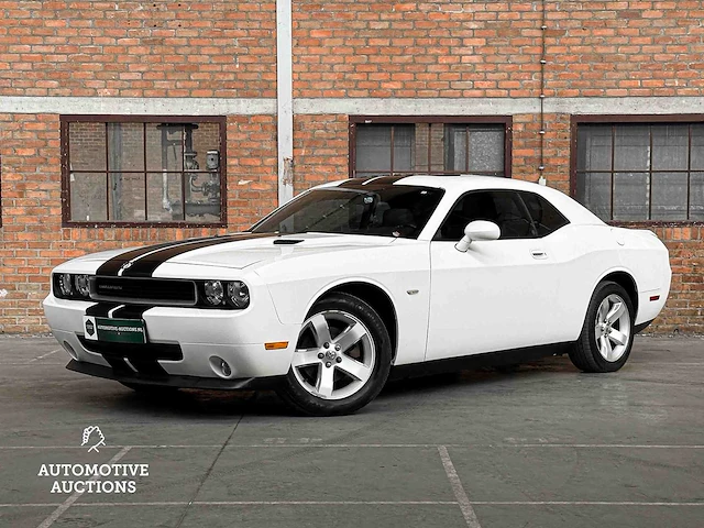 Dodge challenger 3.5 v6 258pk se 2010 - afbeelding 1 van  43