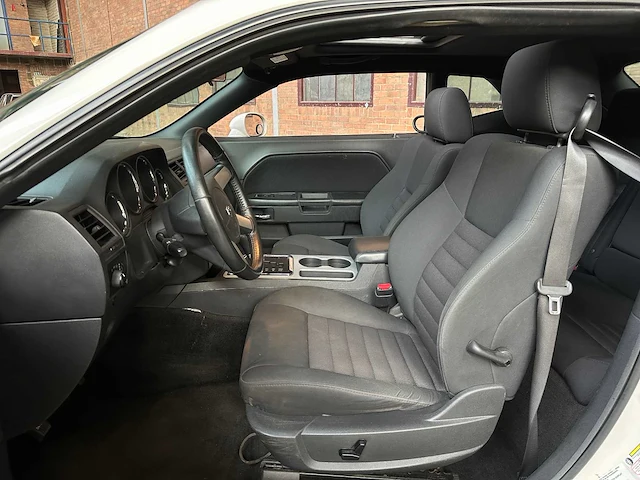 Dodge challenger 3.5 v6 258pk se 2010 - afbeelding 31 van  43