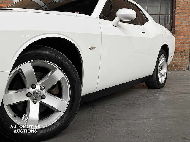 Dodge challenger 3.5 v6 258pk se 2010 - afbeelding 23 van  43
