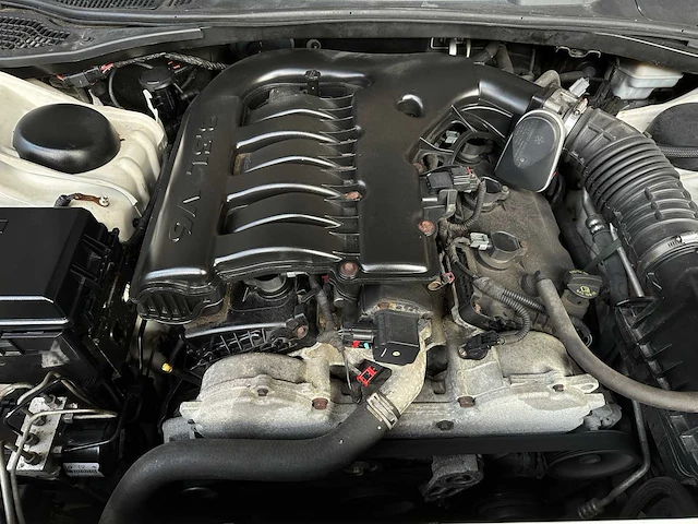 Dodge challenger 3.5 v6 258pk se 2010 - afbeelding 36 van  43