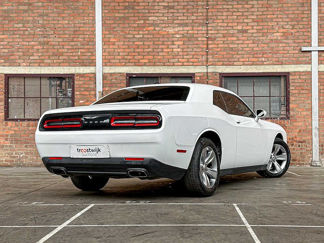 Dodge challenger 3.6 v6 305pk 2016 - afbeelding 2 van  39