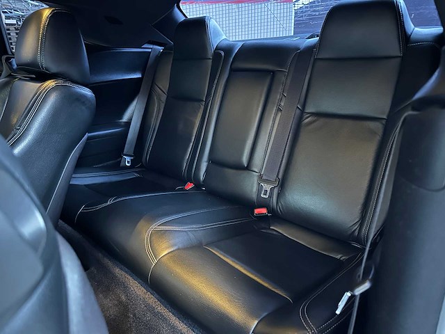Dodge challenger 3.6 v6 305pk 2016 - afbeelding 26 van  39