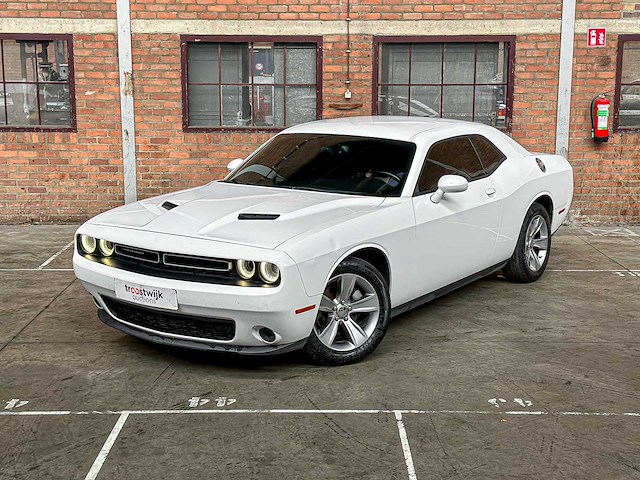 Dodge challenger 3.6 v6 305pk 2016 - afbeelding 23 van  39