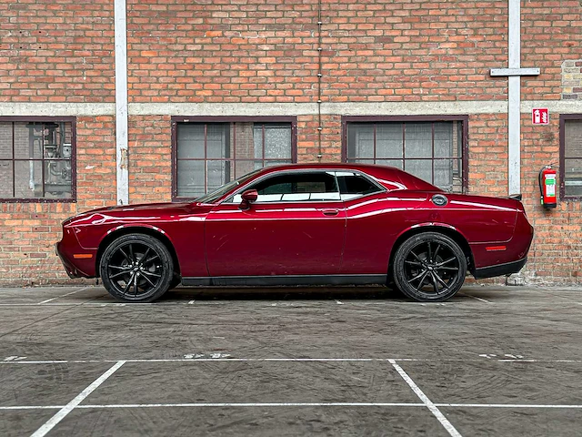 Dodge challenger 3.6 v6 305pk 2018 - afbeelding 10 van  39