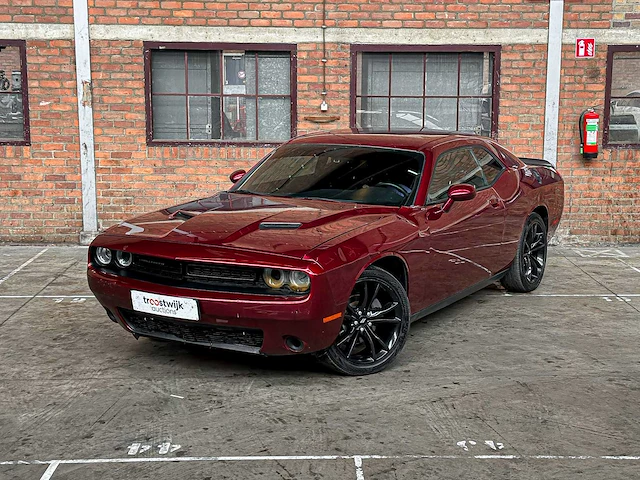Dodge challenger 3.6 v6 305pk 2018 - afbeelding 23 van  39