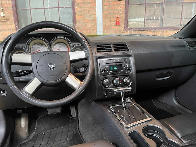 Dodge challenger 5.7 v8 hemi 372pk 2010 - afbeelding 9 van  33