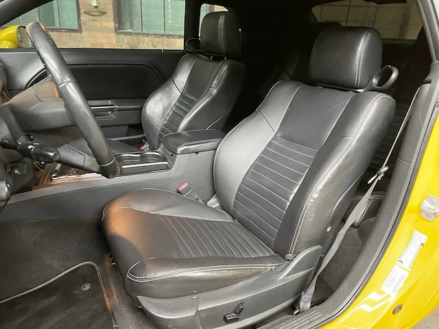 Dodge challenger 5.7 v8 hemi 372pk 2010 - afbeelding 23 van  33