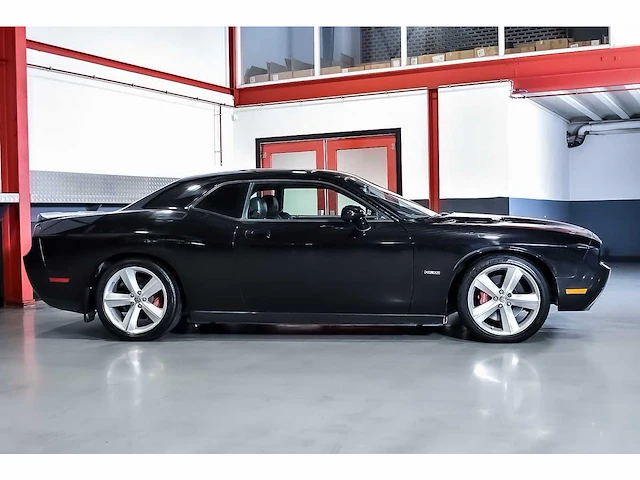 Dodge challenger srt8 coupe 6,1l hemi v8 - 2010 - afbeelding 3 van  72