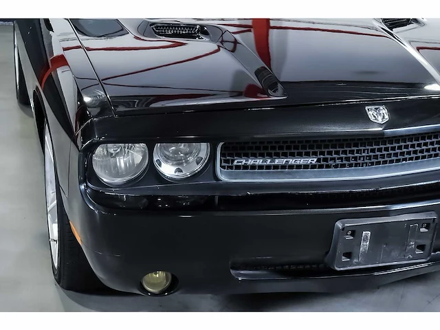 Dodge challenger srt8 coupe 6,1l hemi v8 - 2010 - afbeelding 10 van  72