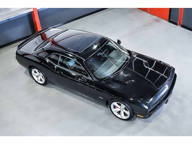 Dodge challenger srt8 coupe 6,1l hemi v8 - 2010 - afbeelding 15 van  72