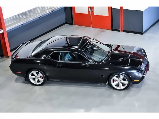 Dodge challenger srt8 coupe 6,1l hemi v8 - 2010 - afbeelding 16 van  72