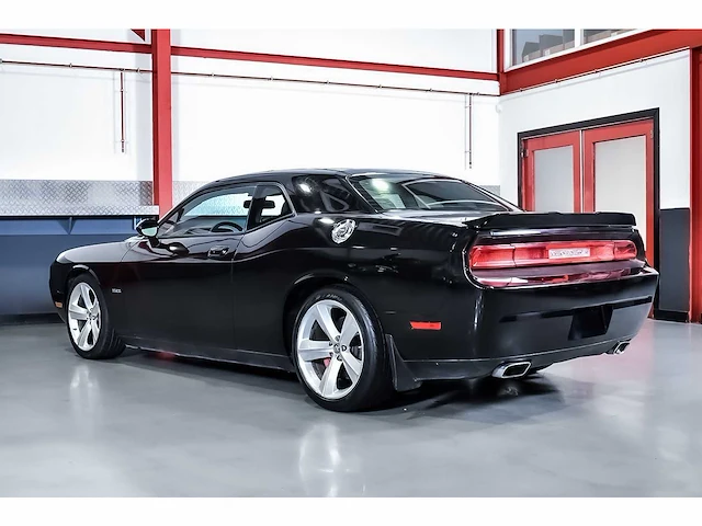 Dodge challenger srt8 coupe 6,1l hemi v8 - 2010 - afbeelding 20 van  72