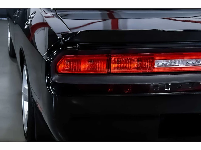 Dodge challenger srt8 coupe 6,1l hemi v8 - 2010 - afbeelding 31 van  72