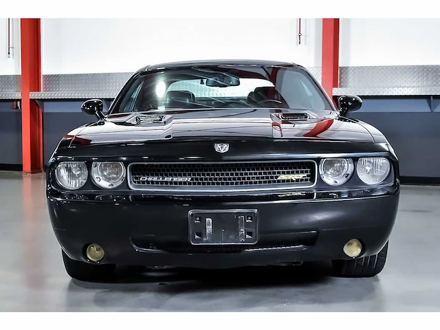 Dodge challenger srt8 coupe 6,1l hemi v8 - 2010 - afbeelding 45 van  72