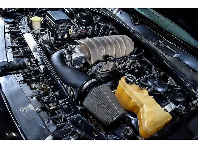 Dodge challenger srt8 coupe 6,1l hemi v8 - 2010 - afbeelding 65 van  72