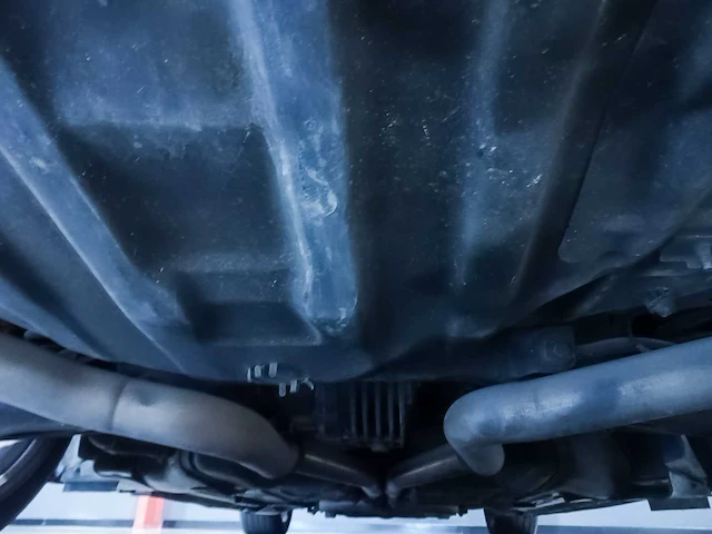 Dodge challenger srt8 coupe 6,1l hemi v8 - 2010 - afbeelding 66 van  72