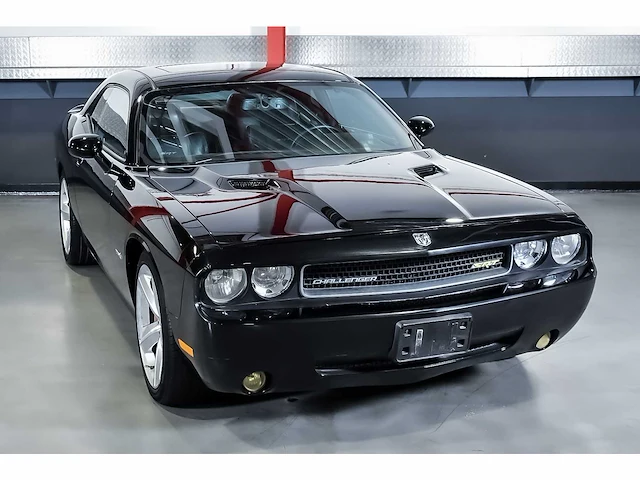Dodge challenger srt8 coupe 6,1l hemi v8 - 2010 - afbeelding 56 van  72
