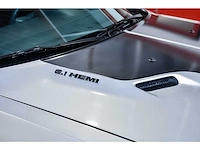 Dodge challenger srt8 coupe 6,1l v8 hemi - 2010 - afbeelding 7 van  64