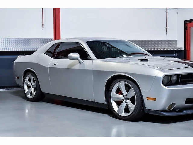 Dodge challenger srt8 coupe 6,1l v8 hemi - 2010 - afbeelding 10 van  64