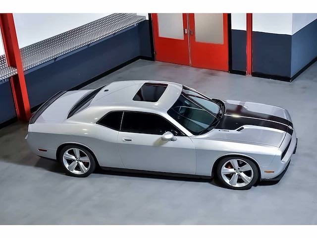Dodge challenger srt8 coupe 6,1l v8 hemi - 2010 - afbeelding 16 van  64