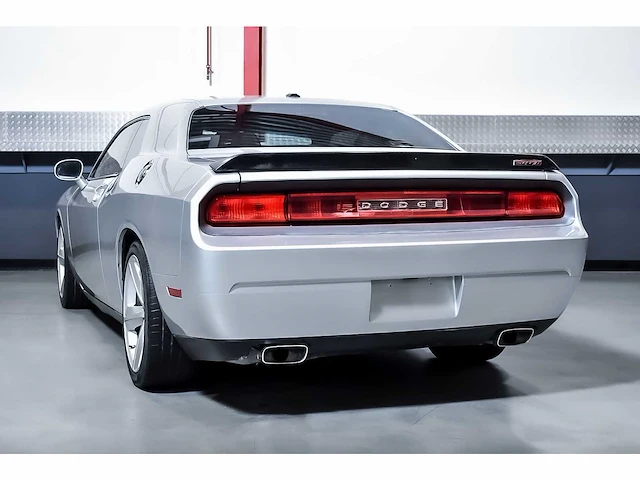 Dodge challenger srt8 coupe 6,1l v8 hemi - 2010 - afbeelding 18 van  64