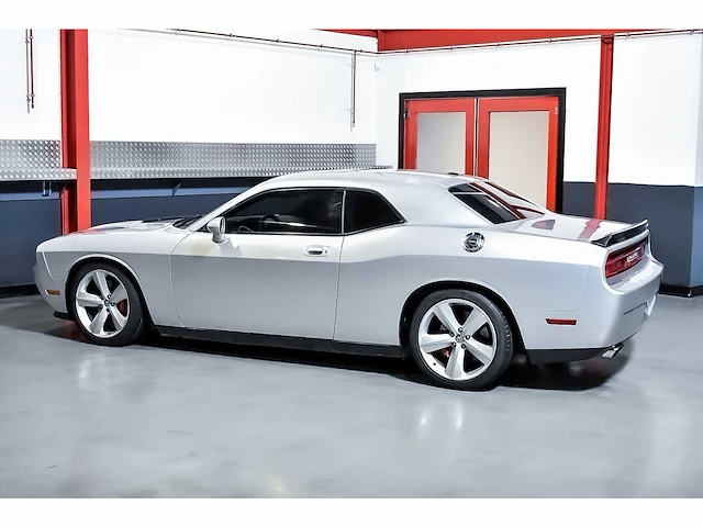 Dodge challenger srt8 coupe 6,1l v8 hemi - 2010 - afbeelding 21 van  64