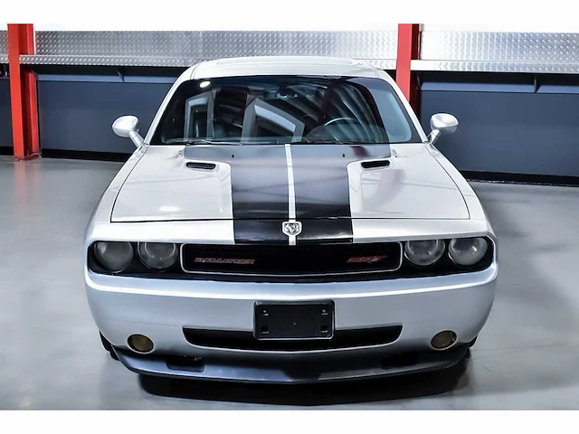 Dodge challenger srt8 coupe 6,1l v8 hemi - 2010 - afbeelding 12 van  64