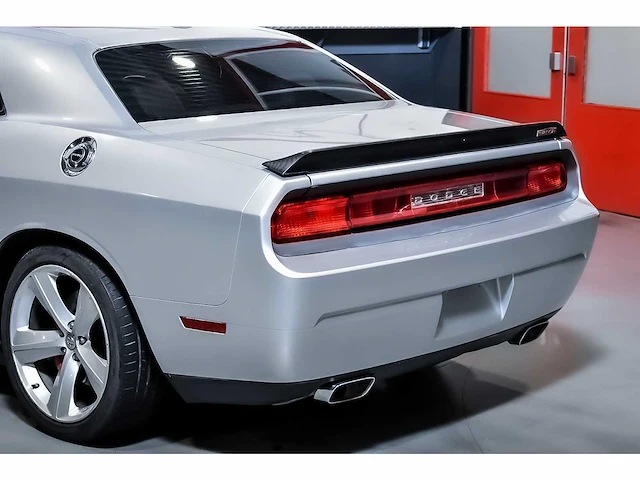 Dodge challenger srt8 coupe 6,1l v8 hemi - 2010 - afbeelding 28 van  64