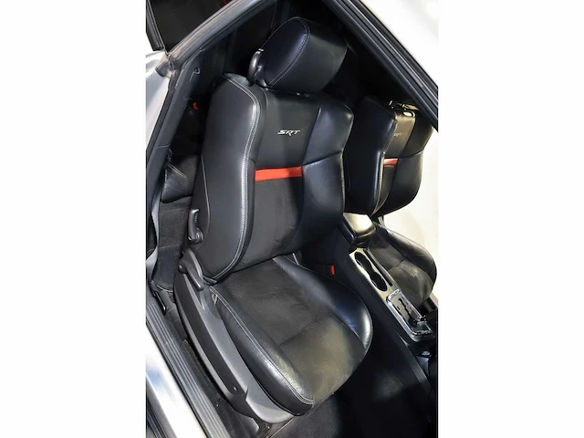 Dodge challenger srt8 coupe 6,1l v8 hemi - 2010 - afbeelding 50 van  64