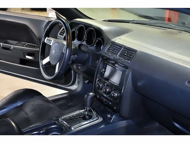Dodge challenger srt8 coupe 6,1l v8 hemi - 2010 - afbeelding 53 van  64