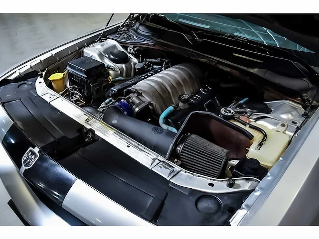 Dodge challenger srt8 coupe 6,1l v8 hemi - 2010 - afbeelding 61 van  64