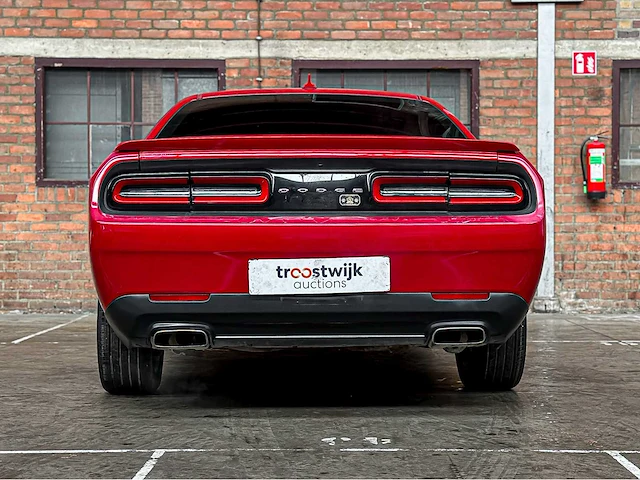 Dodge challenger sxt 3.6 v6 305pk 2017 - afbeelding 12 van  38