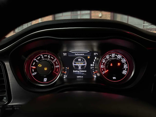 Dodge challenger sxt 3.6 v6 305pk 2017 - afbeelding 25 van  38