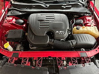 Dodge challenger sxt 3.6 v6 305pk 2017 - afbeelding 31 van  38